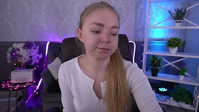 EmilySunshineS online show from 4, 12, 2025