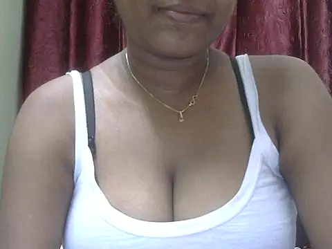 OLIVA009 online show from 4, 10, 2025