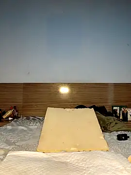 Luhma hot online show from 7, 11, 2025