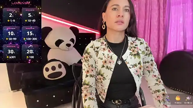 Snapshot of Coral_Gibson chatting on 9, 10, 2025 Coral Gibson online show from 9, 10, 2025