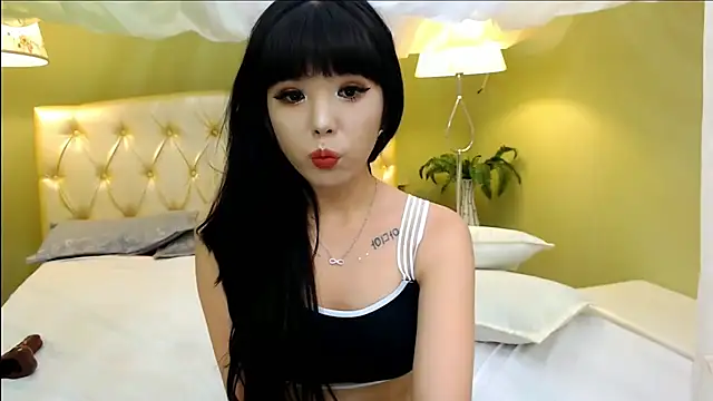 lilzannye online show from 19, 10, 2025