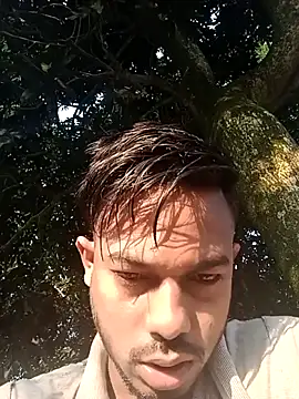 Snapshot of arafat_mia chatting on 24, 10, 2025 arafat mia online show from 24, 10, 2025