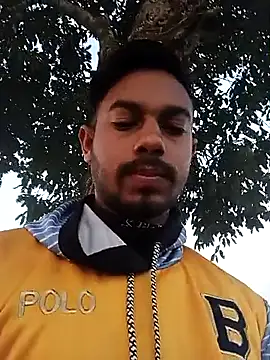 Snapshot of arafat_mia chatting on 15, 11, 2025 arafat mia online show from 15, 11, 2025