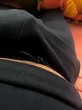 rana9639 1 online show from 16, 12, 2024