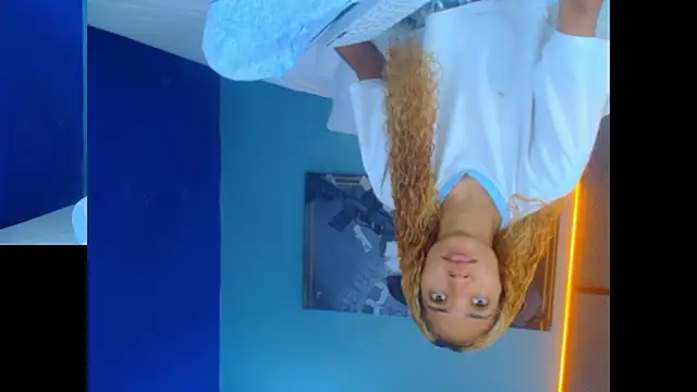 Snapshot of Charlotte_Love10 chatting on 7, 11, 2025 Charlotte Love10 online show from 7, 11, 2025