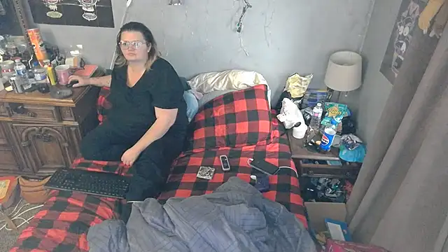 wild hot mess online show from 9, 12, 2024