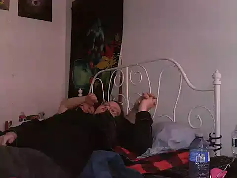 wild hot mess online show from 2, 2, 2025