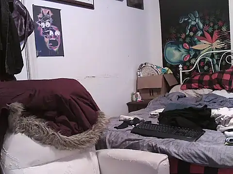 wild hot mess online show from 18, 2, 2025