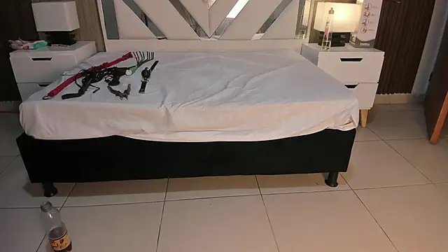 Snapshot of ValentinaThomas chatting on 11, 10, 2025 ValentinaThomas online show from 11, 10, 2025