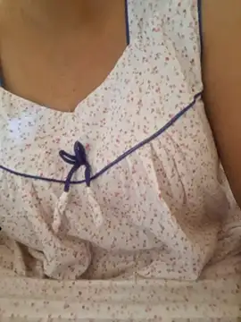 Melody Shyla online show from 4, 11, 2025