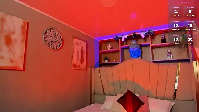 Lucy Williiams online show from 21, 10, 2025