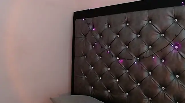 Snapshot of ToshiaKimich chatting on 14, 3, 2025 ToshiaKimich online show from 14, 3, 2025