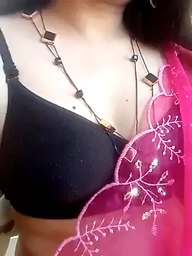 Indianhyna online show from 17, 2, 2025