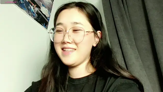 Snapshot of Jennatyan chatting on 10, 3, 2025 Jennatyan online show from 10, 3, 2025