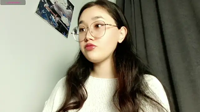 Snapshot of Jennatyan chatting on 11, 3, 2025 Jennatyan online show from 11, 3, 2025