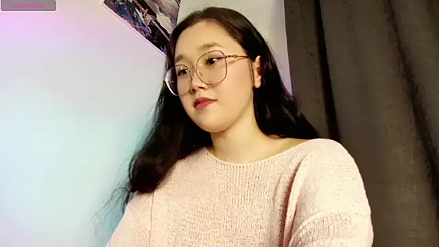 Snapshot of Jennatyan chatting on 12, 3, 2025 Jennatyan online show from 12, 3, 2025