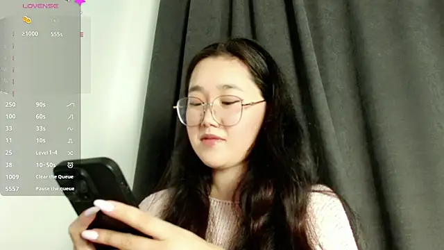 Snapshot of Jennatyan chatting on 17, 3, 2025 Jennatyan online show from 17, 3, 2025