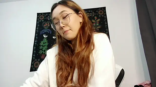 Snapshot of Jennatyan chatting on 20, 9, 2025 Jennatyan online show from 20, 9, 2025