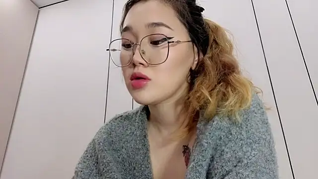 Jennatyan online show from 6, 1, 2026