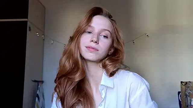 Mary Av online show from 14, 9, 2025