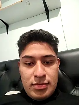 Snapshot of Ola22280 chatting on 7, 1, 2025 Ola22280 online show from 7, 1, 2025