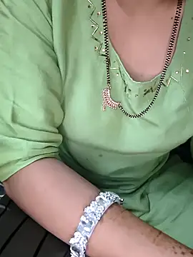 kaveerpooja947 online show from 12, 10, 2025