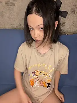 Snapshot of lalallalalaa- chatting on 25, 9, 2025 lalallalalaa- online show from 25, 9, 2025