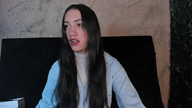 Snapshot of Scarlett__Fox__ chatting on 5, 11, 2025 Scarlett Fox online show from 5, 11, 2025