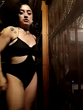 Lila Desiree online show from 5, 12, 2024