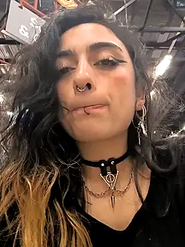 Lila Desiree online show from 11, 12, 2024