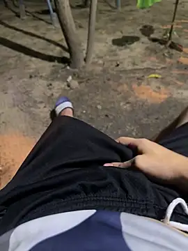 Snapshot of Erick-90 chatting on 14, 10, 2025 Erick-90 online show from 14, 10, 2025