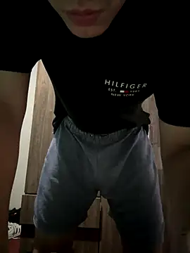 Snapshot of Erick-90 chatting on 23, 10, 2025 Erick-90 online show from 23, 10, 2025