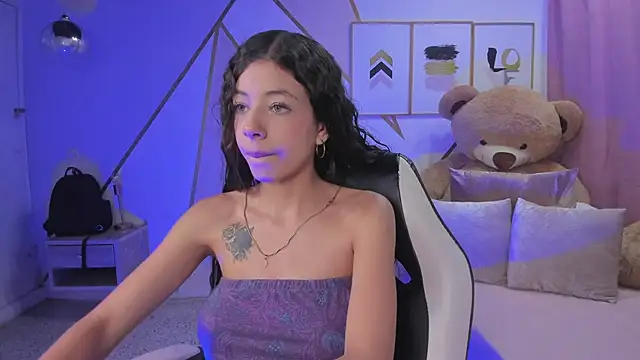 coraltaylor online show from 12, 2, 2025