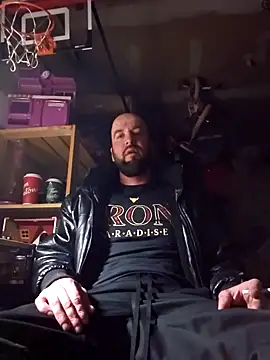 Beardedtattood online show from 30, 12, 2024