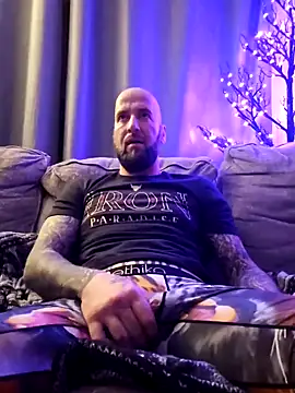 Beardedtattood online show from 4, 1, 2025
