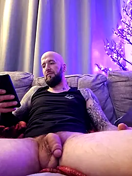 Beardedtattood online show from 12, 1, 2025