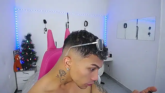 Leonard Price online show from 2, 12, 2025