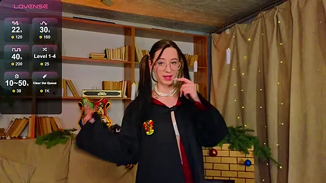 Dark Lola  online show from 15, 12, 2024