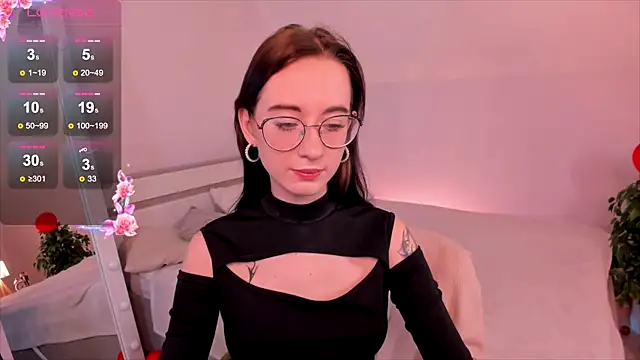 Dark Lola  online show from 16, 2, 2025