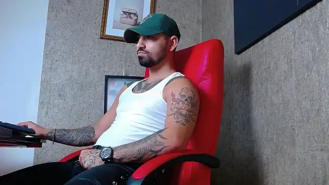 NigelBoydXXX online show from 3, 2, 2025