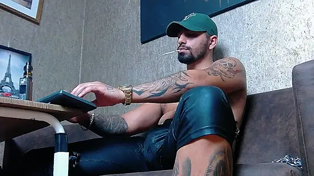 NigelBoydXXX online show from 21, 3, 2025