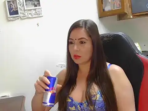Kiara zoya online show from 1, 2, 2025