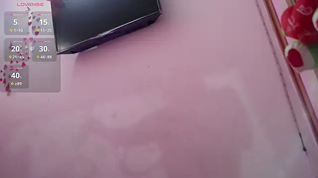 Kadybrown online show from 23, 10, 2025