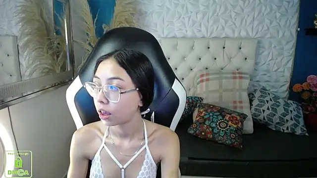 NathaliaSweet 11 online show from 17, 12, 2025