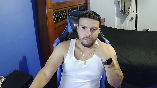 Snapshot of MasterKvn chatting on 4, 11, 2025 MasterKvn online show from 4, 11, 2025