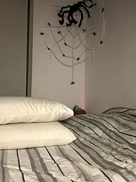 AgnesCampp online show from 21, 10, 2025