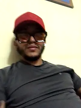 Snapshot of kmilo2405 chatting on 17, 12, 2025 kmilo2405 online show from 17, 12, 2025