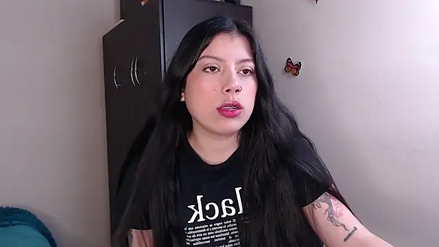 Snapshot of iam_emy chatting on 14, 11, 2025 iam emy online show from 14, 11, 2025