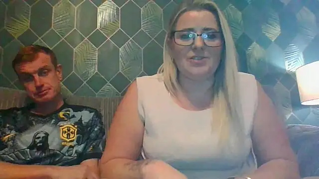 Snapshot of SweetXCandyX chatting on 21, 11, 2025 SweetXCandyX online show from 21, 11, 2025