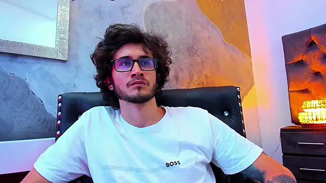 Loggan donnelly online show from 22, 12, 2024